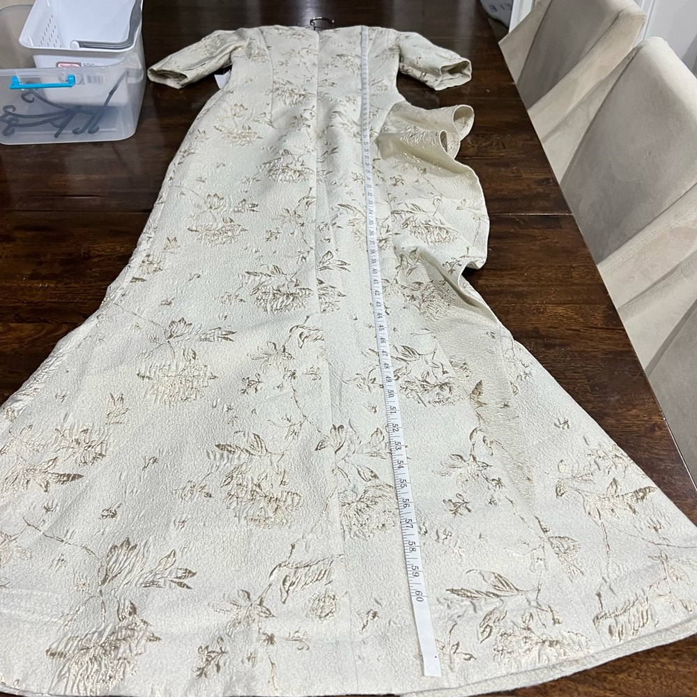 Neiman Marcus Mother of Bride Formal Gold Side Ruffle Trumpet Jacquard Gown sz 2 - Picture 12 of 13